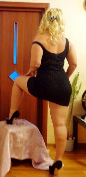 Дешевая проститутка Женечка, грудь 4 размера  метро Купчино, Санкт-Петербург