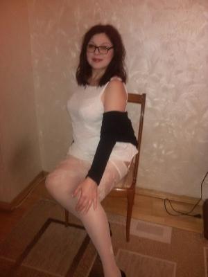 Дешевая проститутка ульяна, грудь 4 размера  метро Парк Победы, Санкт-Петербург